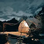 Οργανωμένο κάμπινγκ Setnowa Glamping Sitno (Pomerania)