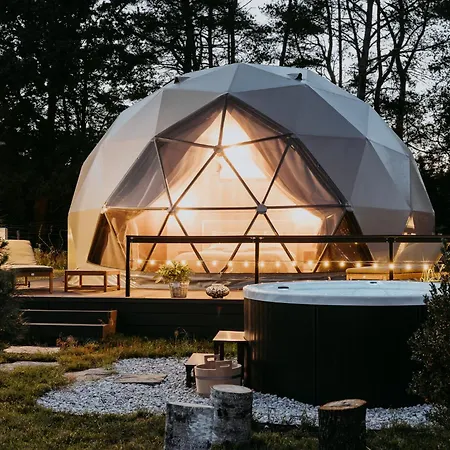 Setnowa Glamping Luxuszelt Sitno (Pomerania)